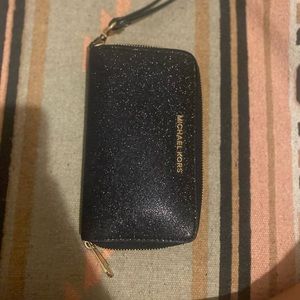 Michael Kors wristlet